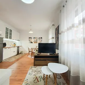 Kodra , Tirana Albanië