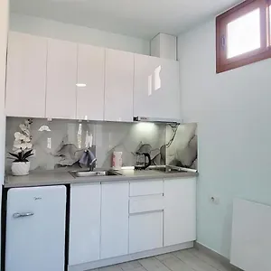 Sunny , Vlorë Albanië